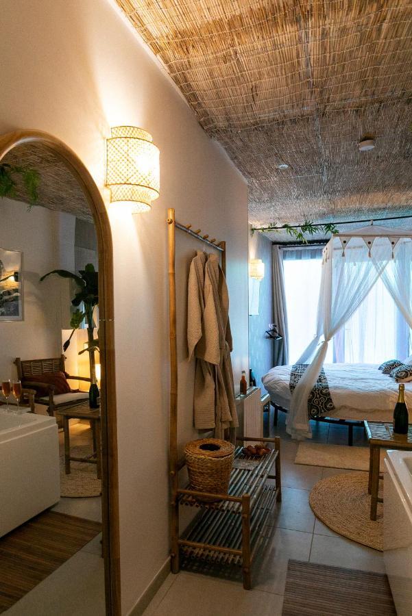 Bali Serenity Balneo Et Lit Rond Lagnieu Ngoại thất bức ảnh